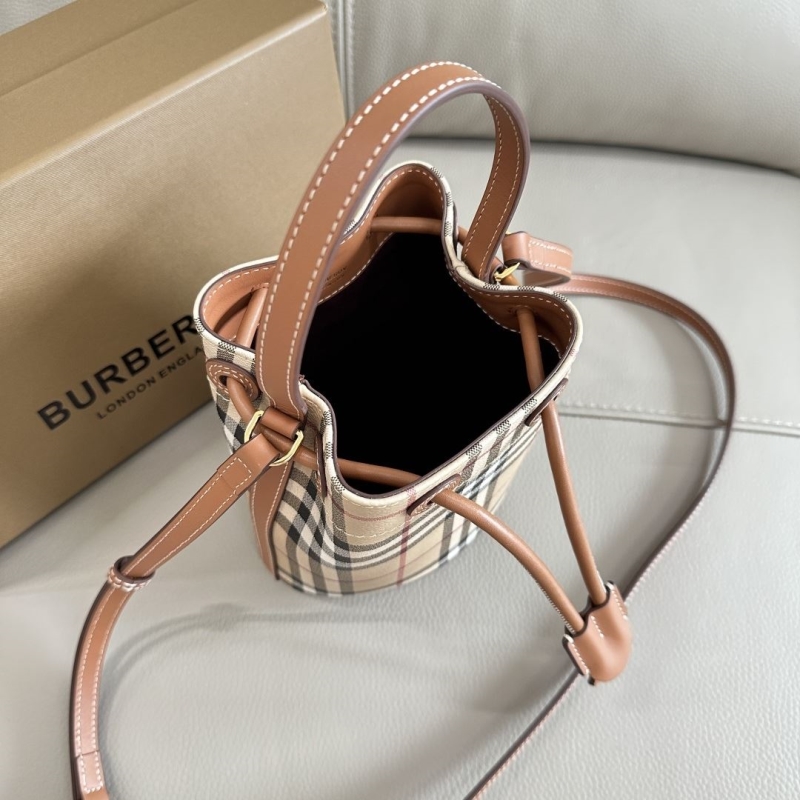 Bv*b*rry bucket bags